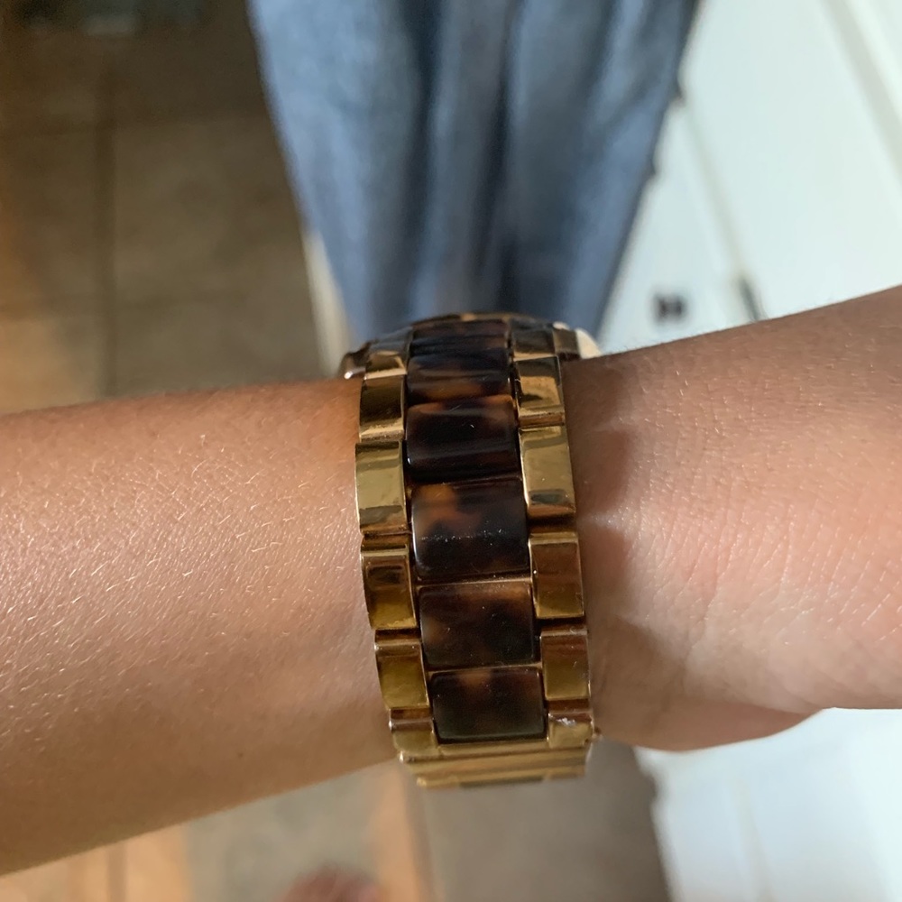 MK WATCH